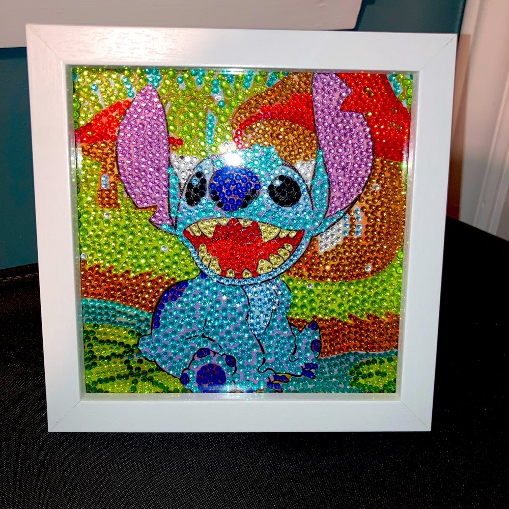 DIAMOND ART 6 by 6” FINISHED& FRAMED NEW